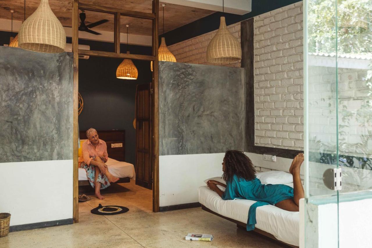 Dots Bay House Hotel ดิคเวลลา ภายนอก รูปภาพ